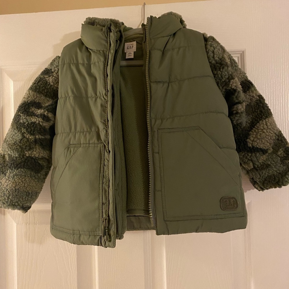 GAP Toddler 3-in-1 Camo Jacket, 2T